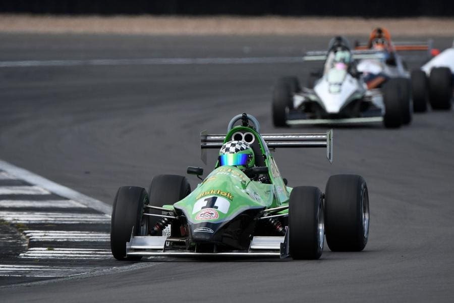 Matt Higginson, 2026 Autosport Ulusal Sıralaması'nda Jedi aracıyla zirvede