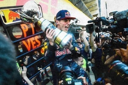 Max Verstappen, 2016 İspanya Grand Prix'sinde Verstappen'ın efsane Red Bull zaferi ile podyumda