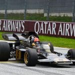 Emerson Fittipaldi efsanevi Lotus 72 aracıyla pistte, 125 karakter max