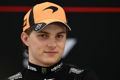 Red Bull'un kaçırdığı Oscar Piastri'nin McLaren aracıyla görüntüsü