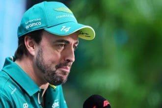 Fernando Alonso, Aston Martin Çıkışı için McLaren'i örnek gösteriyor.