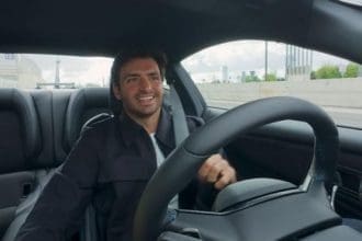 Carlos Sainz Jr. Madrid Pisti İlk Tur sürüşünde, 120 karakter