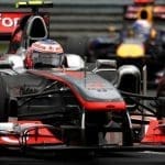Jenson Button McLaren F1 aracıyla virajda, 2011 Kanada GP