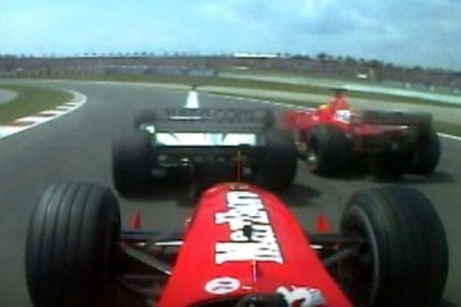 Ralf Schumacher ve Rubens Barrichello'nun çekişmeli anları, F1 tarihine damga vurdu.