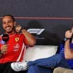 Max Verstappen Ferrari tulumu giymiş gibi gösteren hayali görsel