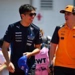 F1 pilotları Oscar Piastri ve Alex Albon karting pistinde eğlenirken