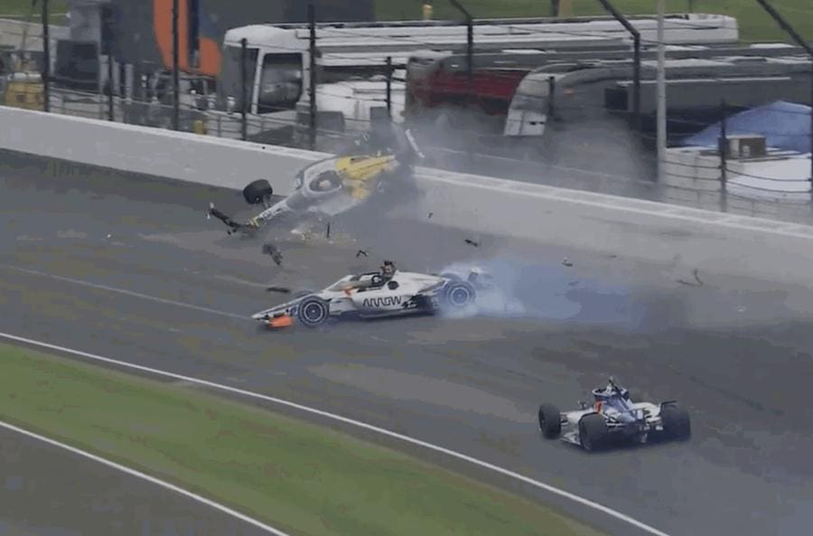 Alexander Rossi Ameliyat sonrası hastanede, iyileşme sürecini takip ediyor