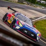 Max Verstappen Nürburgring'de zafer pozu, Alman hayranlar coştu