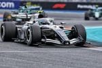 Cadillac F1 aracının yeni upgrade paketi ile pistte çekilmiş aksiyon fotoğrafı