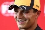 Lando Norris ve McLaren MCL38, Miami Grand Prix'sinde yarışırken