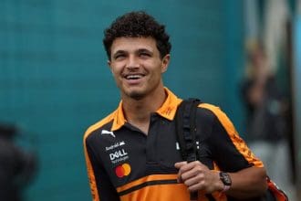Lando Norris McLaren aracıyla Le Mans 24 Saat hayali kuruyor.