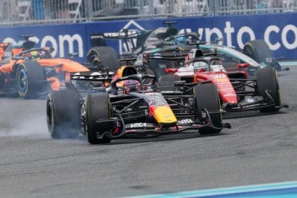 Max Verstappen ve Charles Leclerc Miami'de yarışırken. Verstappen F1'i bırakacak mı sorusu gündemde.