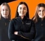 McLaren F1 Ellaları: Ella Häkkinen, Ella Lloyd ve Ella Stevens McLaren takımıyla