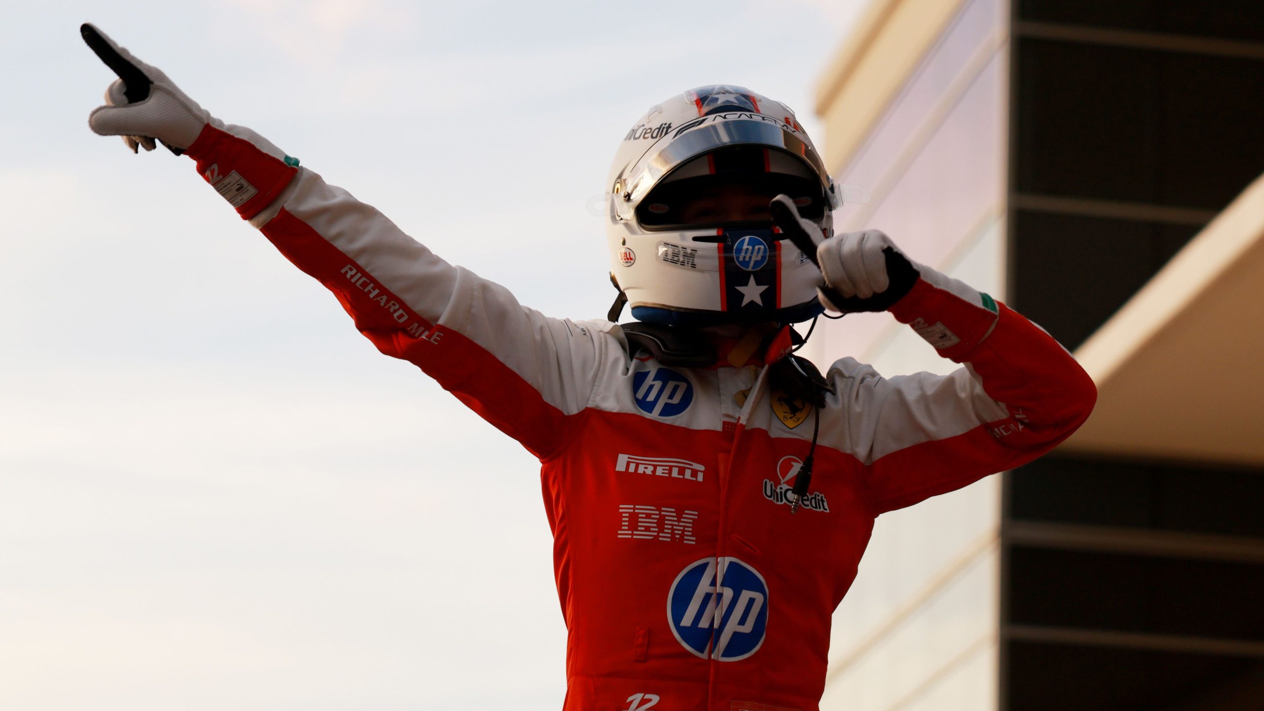 Alba Larsen Ferrari Driver Academy F1 Academy ilk galibiyet zafer kutlaması COTA Austin