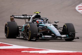 Antonelli Mercedes W16 COTA yaris kirmizi bordur Petronas ABD GP 2026
