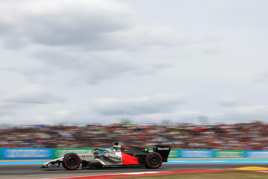 Audi R26 panning cekim tribun arka plan Revolut NinjaOne COTA yaris ABD GP 2026