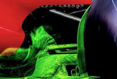 Ferrari sidepod undercut flow viz neon yeşil boya yakın çekim UniCredit hava akışı girdap