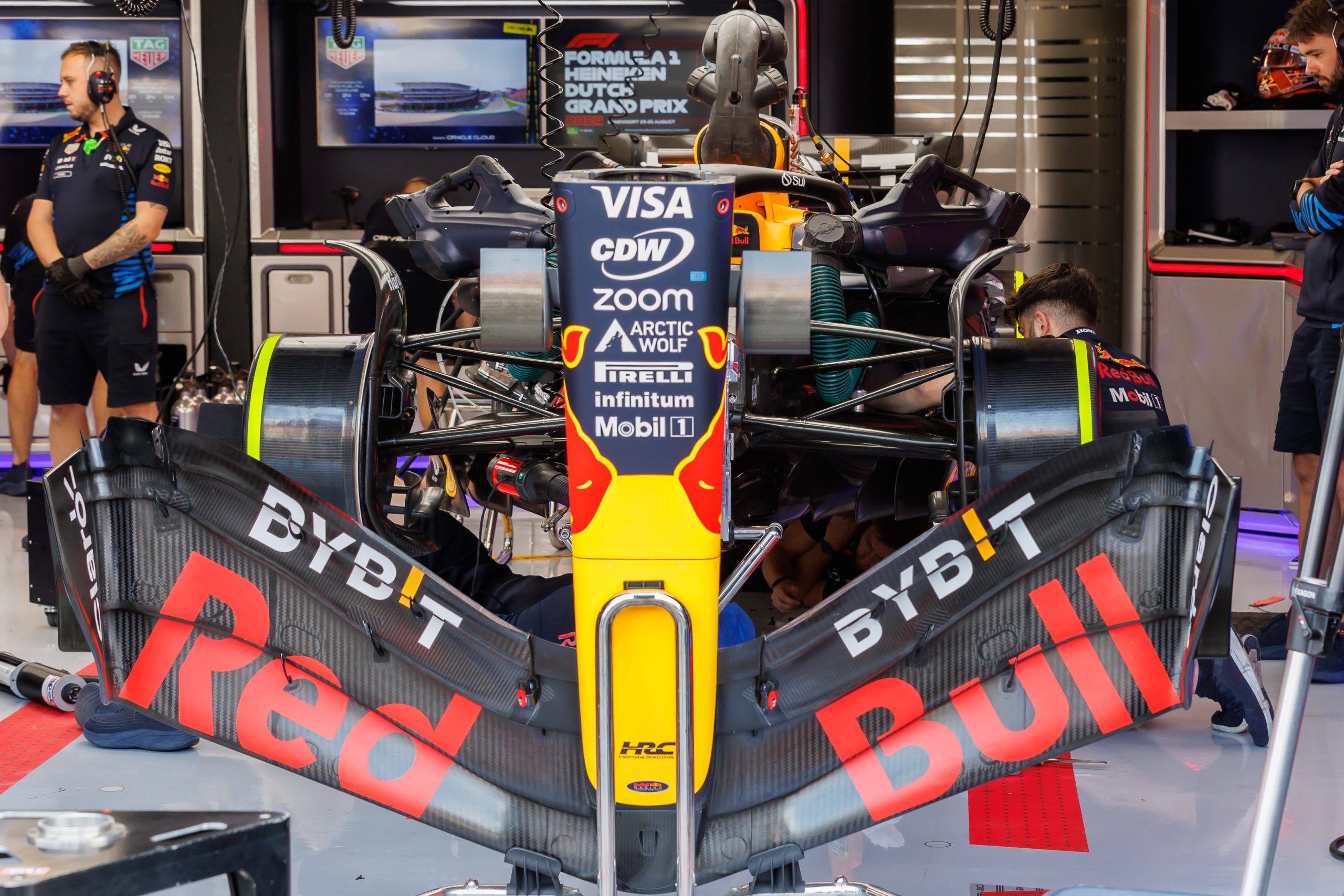 RB20’nin LEGO kopyası hangi F1 özelliklerini taşıyor?