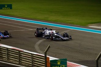 Russell Ferrari turbo avantajını Meksika’da işaret etti