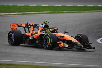 McLaren COTA'ya Mütevazı Güncelleme Getiriyor