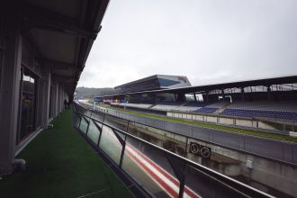 Aston Martin Tek Koltuklu V12 Prototipi Paul Ricard Pistinde Test Yaptı