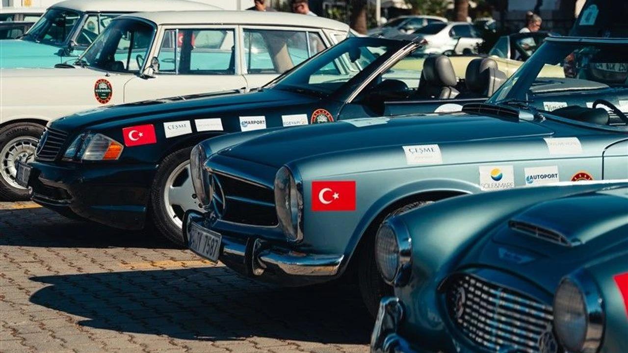 Mercedes 190E, SL Pagoda ve diğer klasik otomobiller Çeşme Batı Anadolu Rallisi 2026'da sıra bekliyor