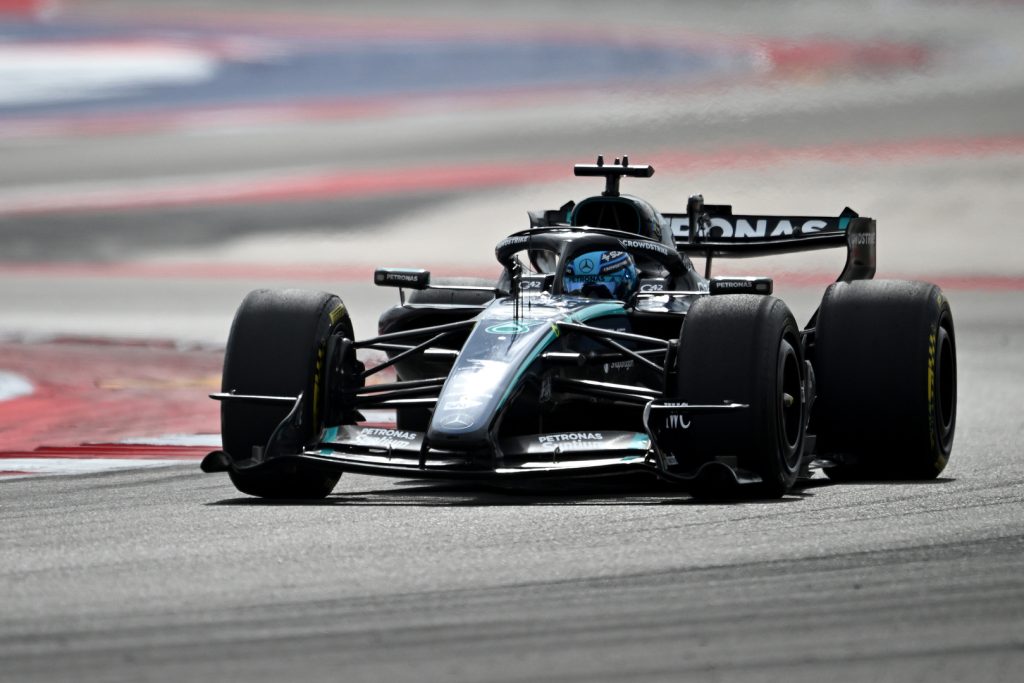 Mercedes W16 COTA yarış pist anı ABD GP 2026