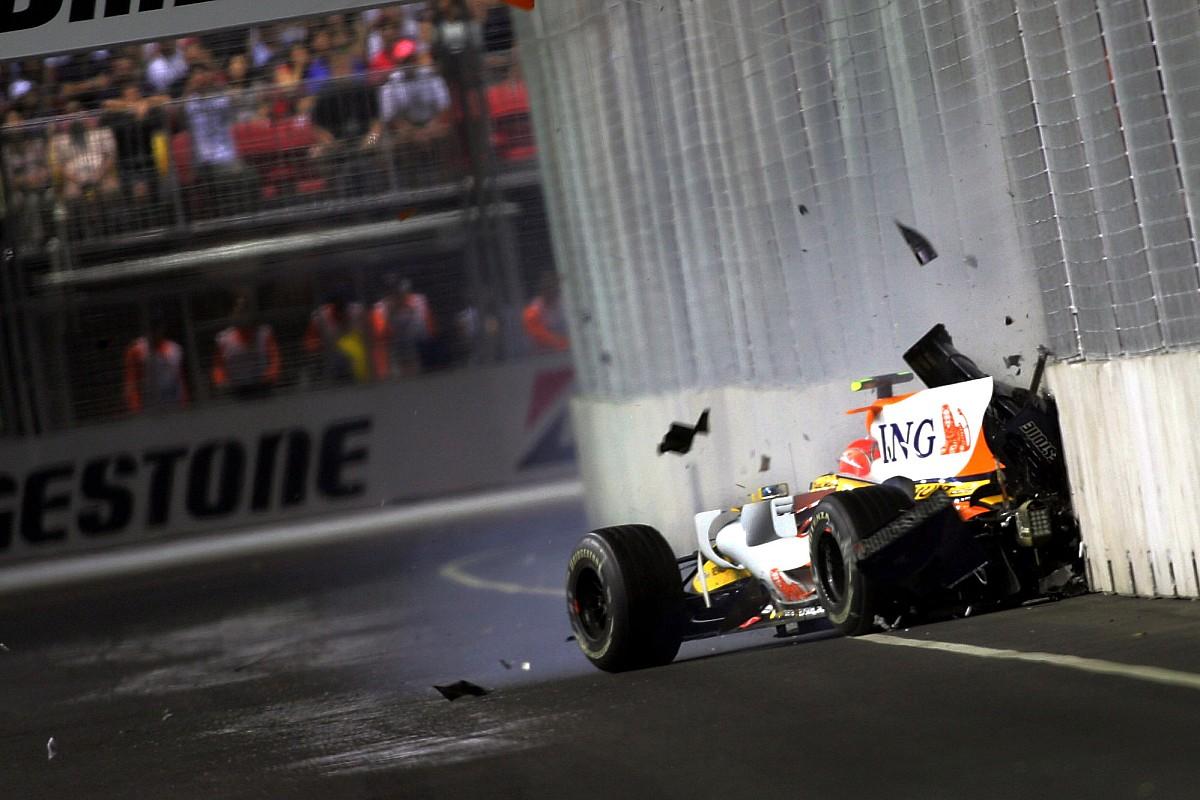 Nelson Piquet Jr Renault R28 Crashgate kaza ani Singapur GP 2008 Turn 17