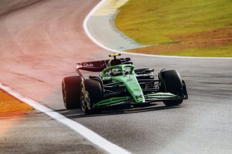 George Russell Mercedes AMG F1 2026 — George Russell podium Mercedes AMG 2026