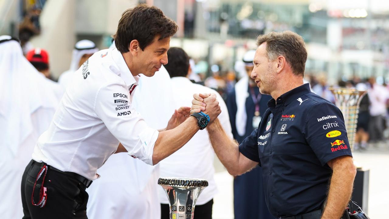 Toto Wolff ve Christian Horner — F1 takım patronları Abu Dhabi